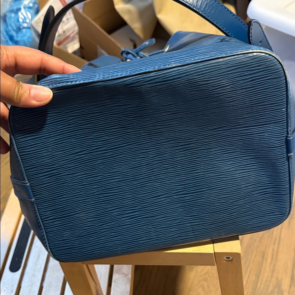Louis Vuitton Blue Epi Petit Noe Bag - Picture 7 of 12
